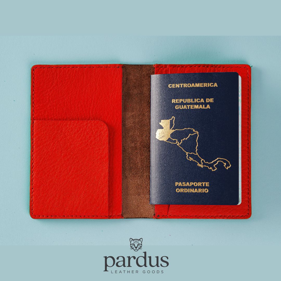 Pardus Passport Holder