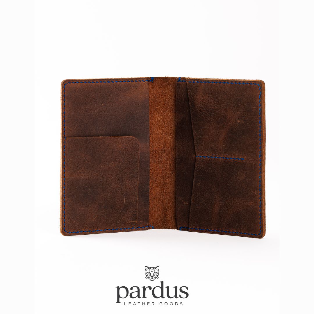 Pardus Passport Holder